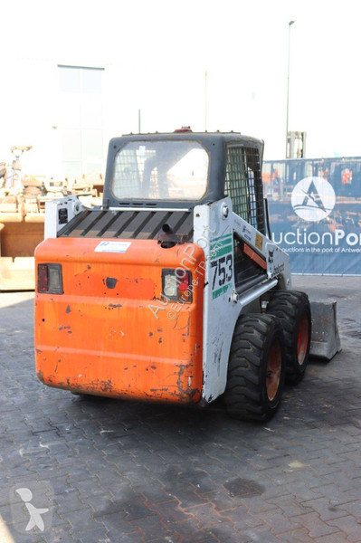 Shovel Bobcat