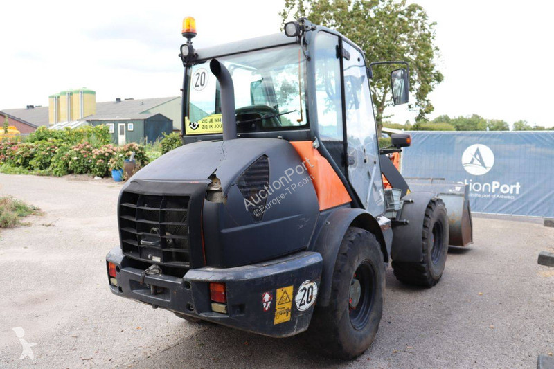 Pá carregadora Komatsu WA70-7