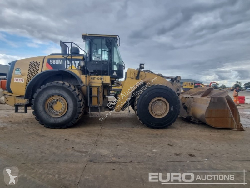 Nakladač Caterpillar 980M