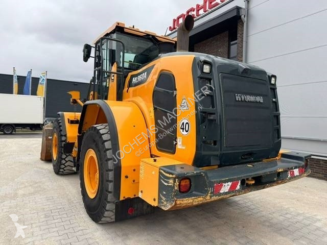 Shovel Hyundai A