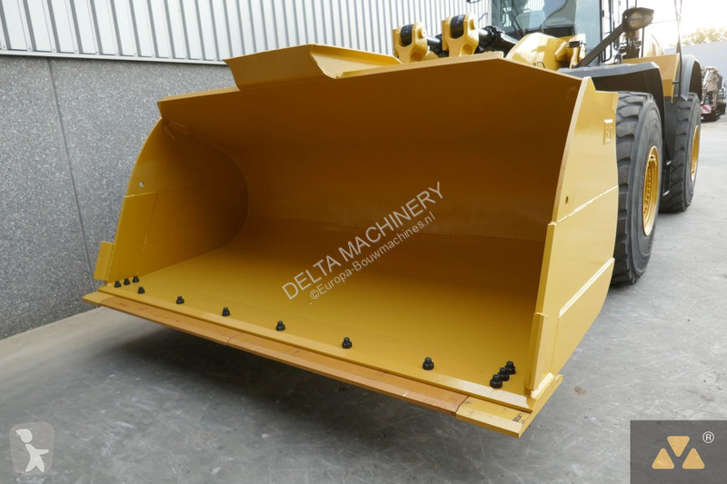 Nakladač Caterpillar 980M