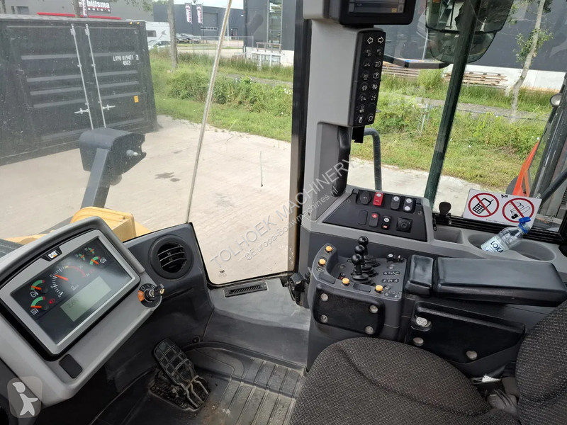 Nakladač Caterpillar 972 MXE