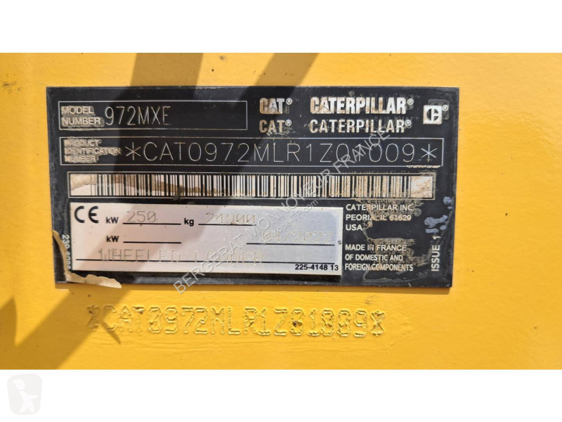 Nakladač Caterpillar 972M XE