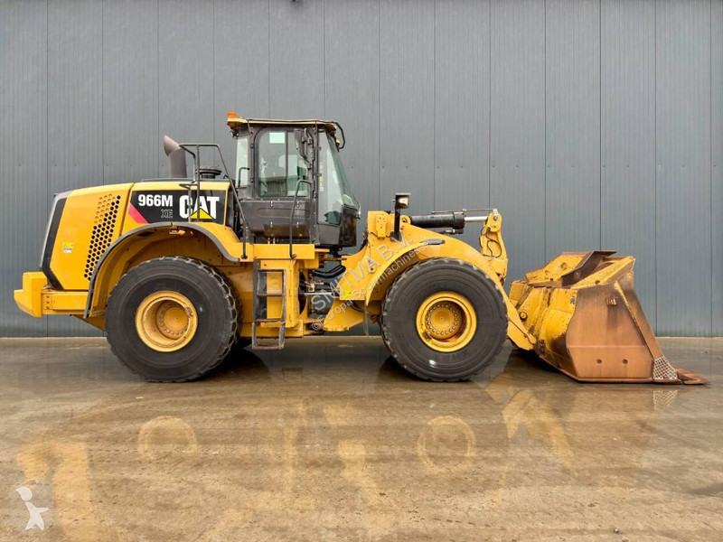 Nakladač Caterpillar 966M XE