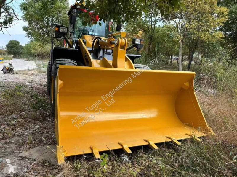 Nakladač SDLG LG956L