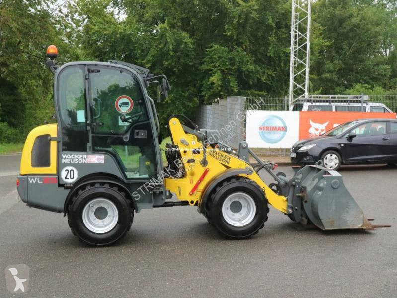 Фронтальный погрузчик Wacker Neuson
