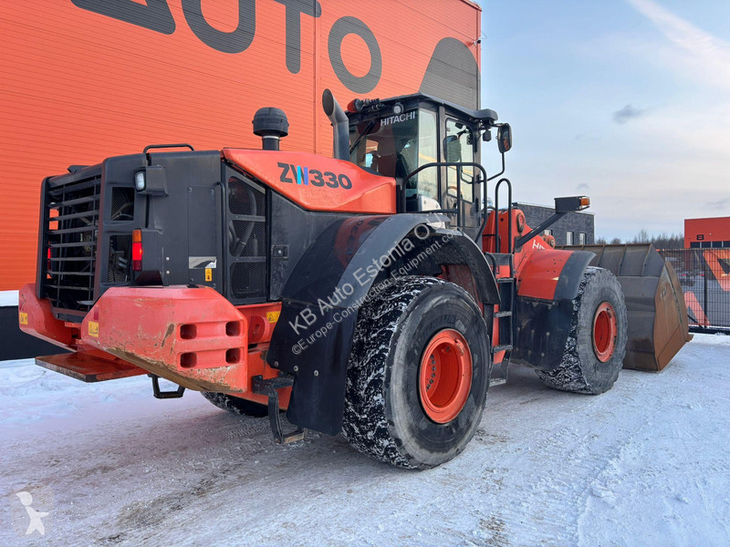 Фронтальный погрузчик Hitachi 3305B 5500 l BUCKET