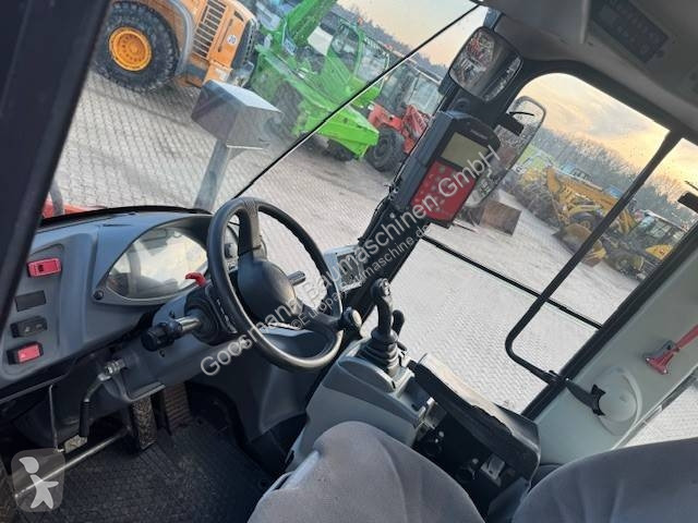 مُحمّلة Hitachi 1806