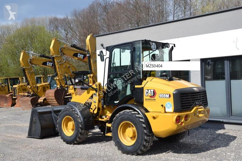 Nakladač Caterpillar 908 M