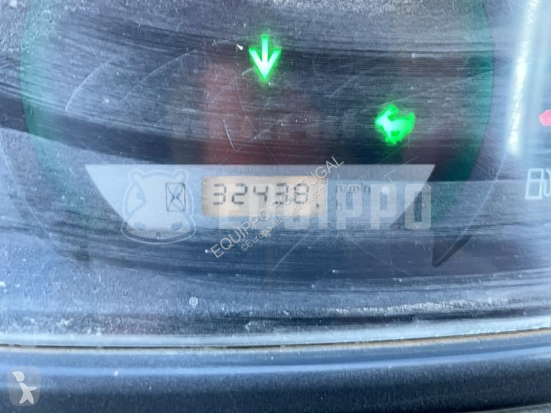 Nakladač Kubota R065