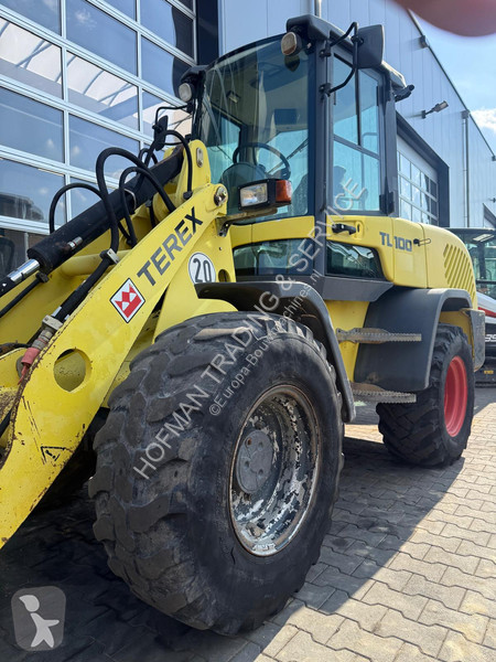 Nakladač Terex