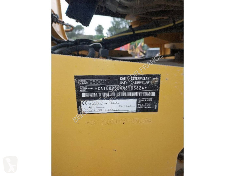 Nakladač Caterpillar 950GC