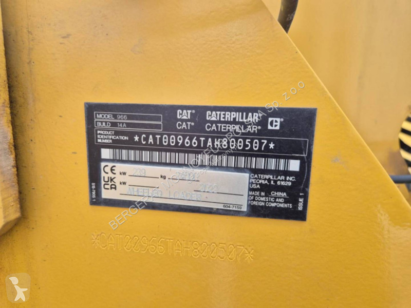 Nakladač Caterpillar 966-14