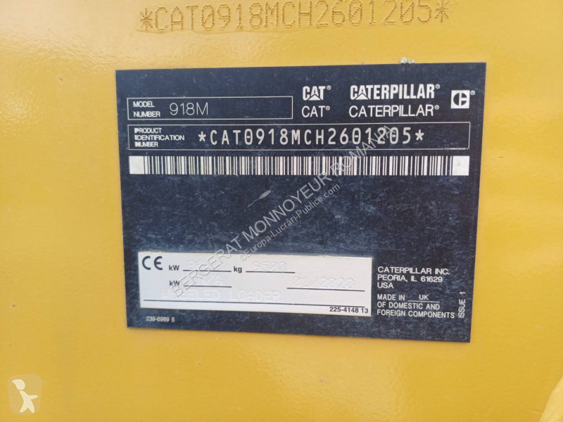 Nakladač Caterpillar 918M