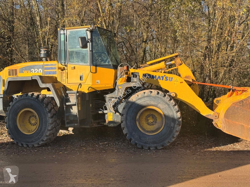 Incarcator Komatsu WA 320Radlader inkl. Schaufel