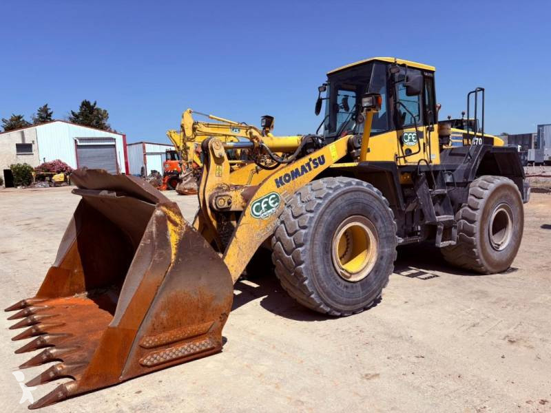 Nakladač Komatsu