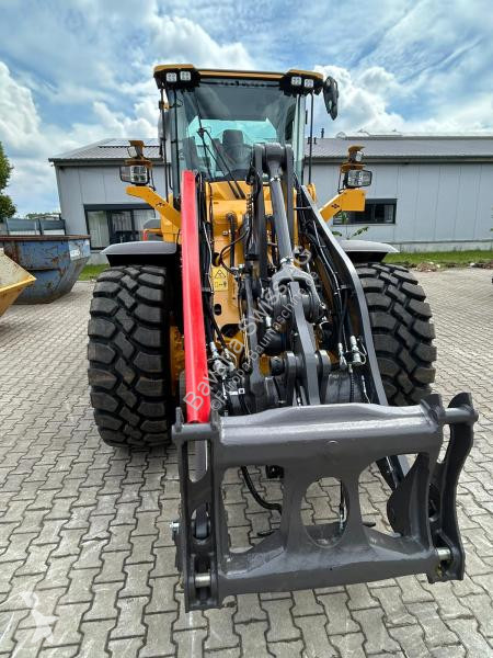 مُحمّلة Volvo  L90H2 Long Boom NEU
