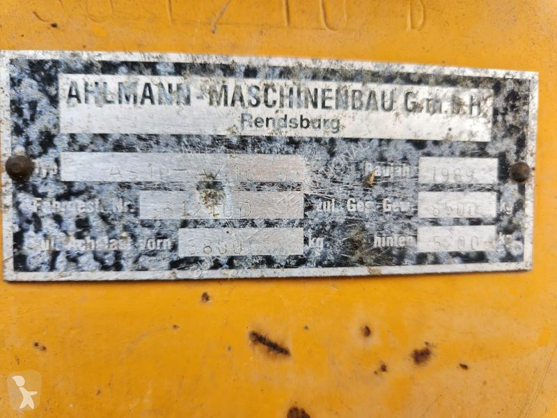 Nakladač Ahlmann AV10