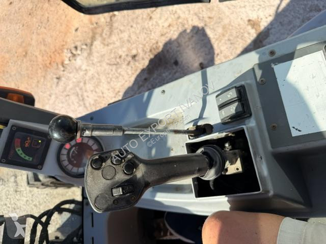 Фронтальный погрузчик Kramer  750T ALLRAD