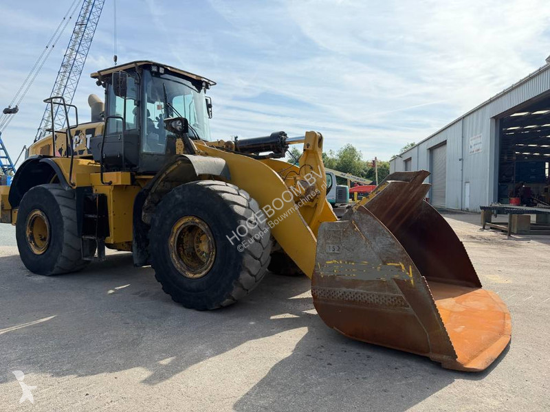 Nakladač Caterpillar 972 M