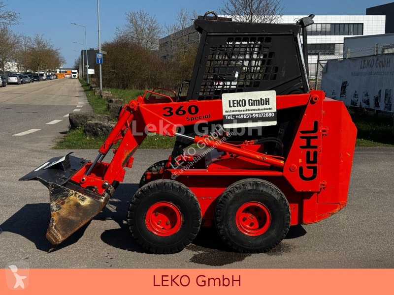 Nakladač Gehl 360 Radlader