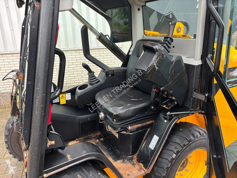Nakladač JCB 155 (T4) BW2