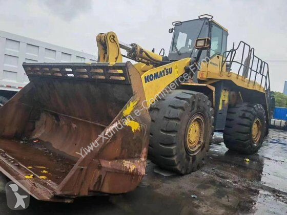Nakladač Komatsu WA600-6