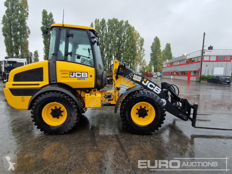 Incarcator JCB 409