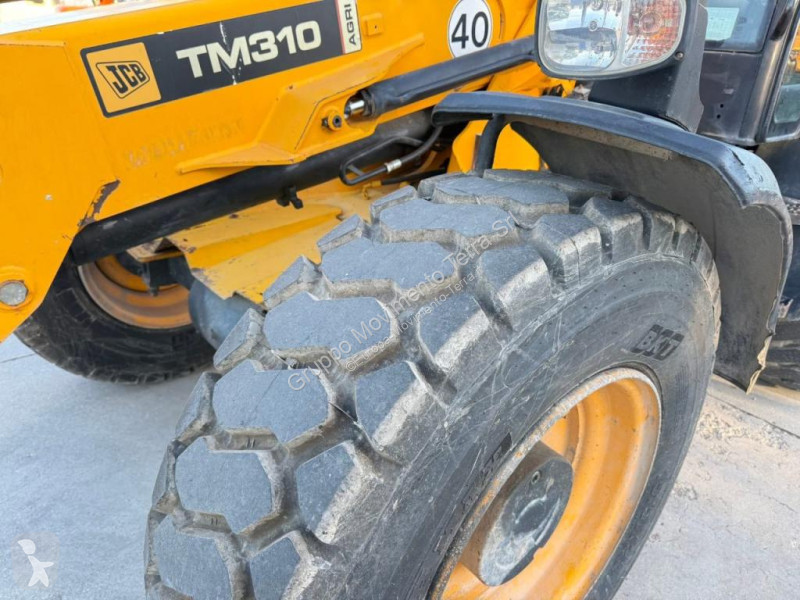 Sollevatori telescopici JCB TM 310 AGRI