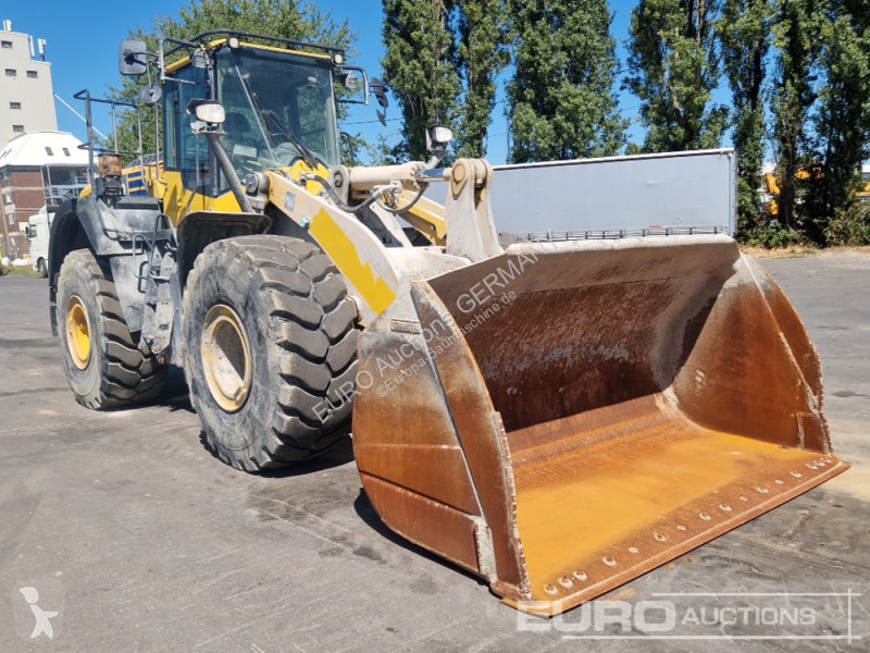 Nakladač Komatsu 8EO