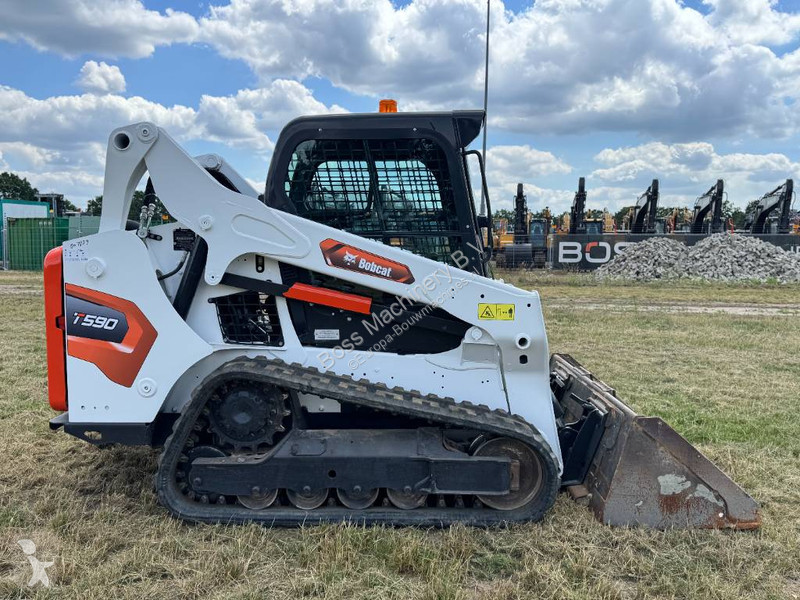 مُحمّلة Bobcat T590 - Track Loader / Closed Cab