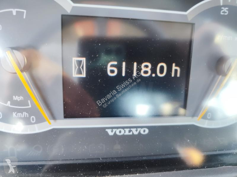 Nakladač Volvo