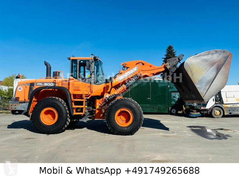 Фронтальный погрузчик Doosan...