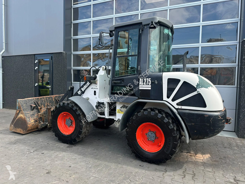 Nakladač Bobcat D