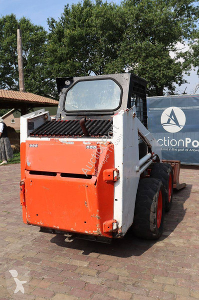 Nakladač Bobcat