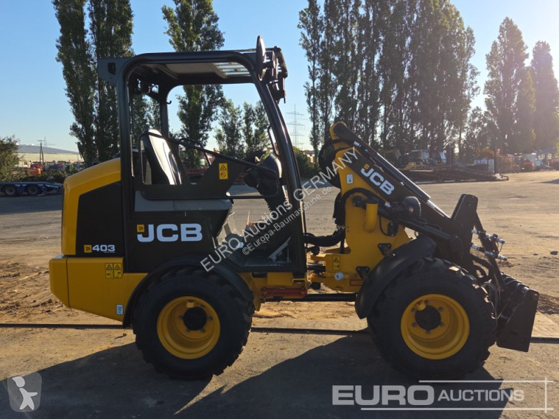 Nakladač JCB 403