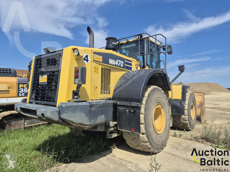 Nakladač Komatsu 7