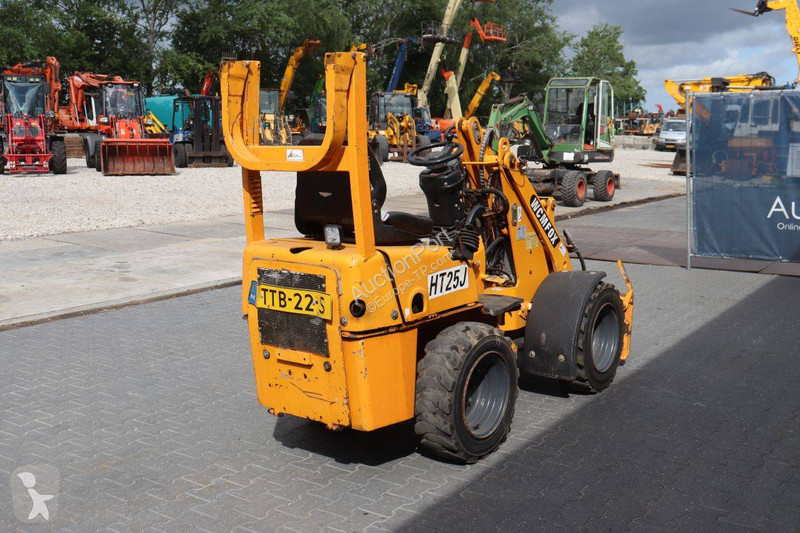 Nakladač  HT25J