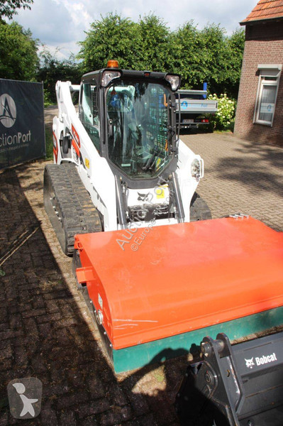 مُحمّلة Bobcat T590