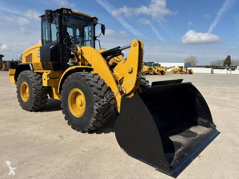 Nakladač Caterpillar 938M