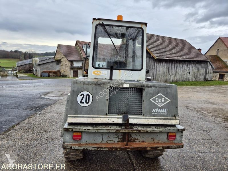 Nakladač  L4