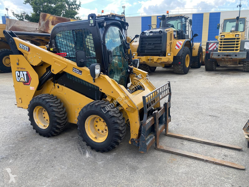 Nakladač Caterpillar D3 .