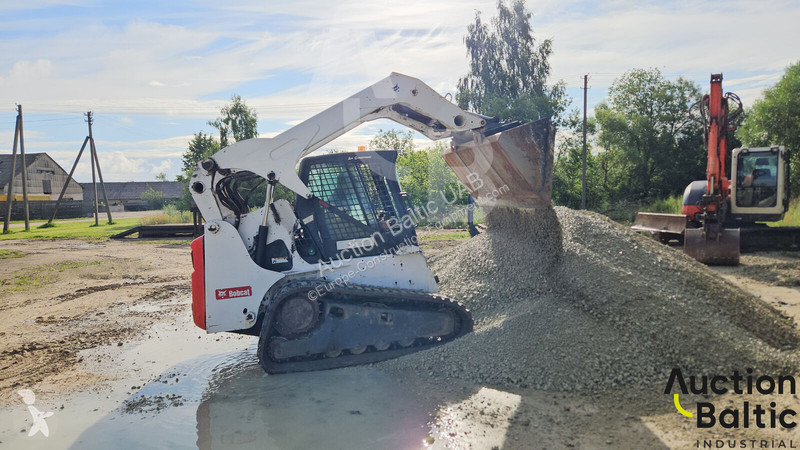 Фронтальный погрузчик Bobcat