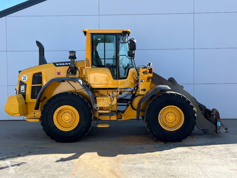 Nakladač Volvo - Quick Coupler / 3th Function