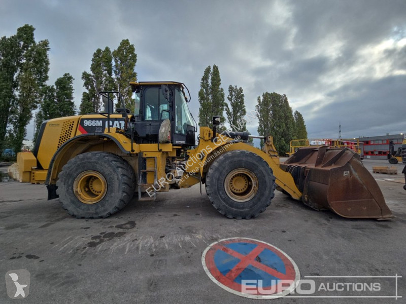 Chargeuse Caterpillar 966MXE