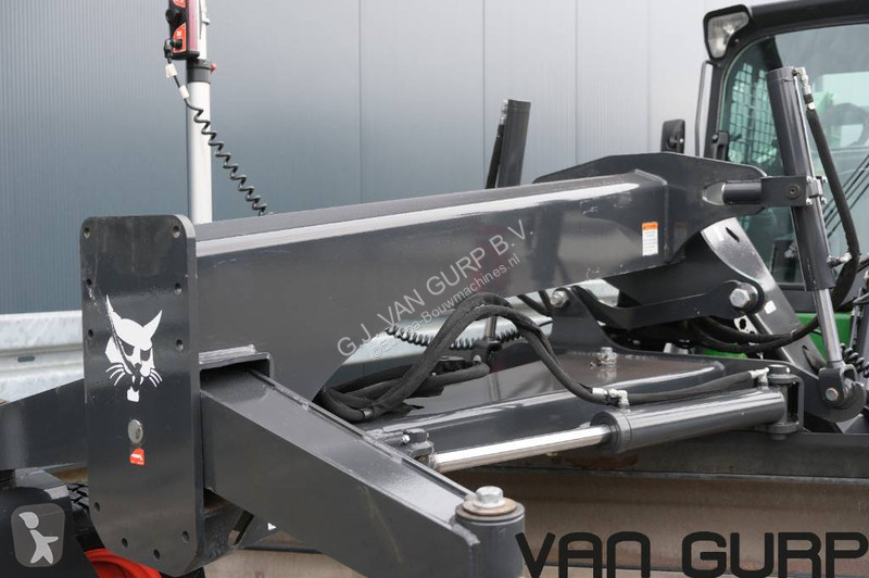 Incarcator Bobcat HIFLOW + Laser Grader 108...