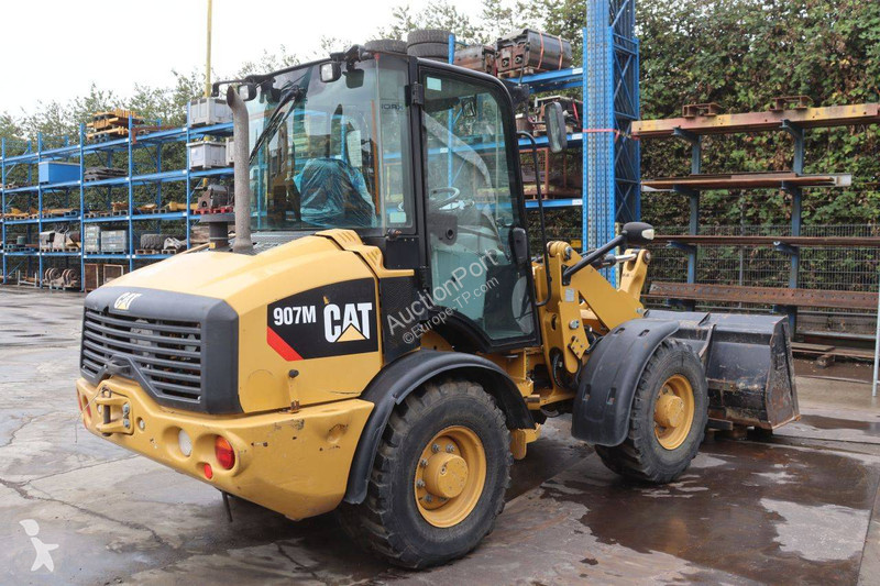 Pala cargadora Caterpillar 907M