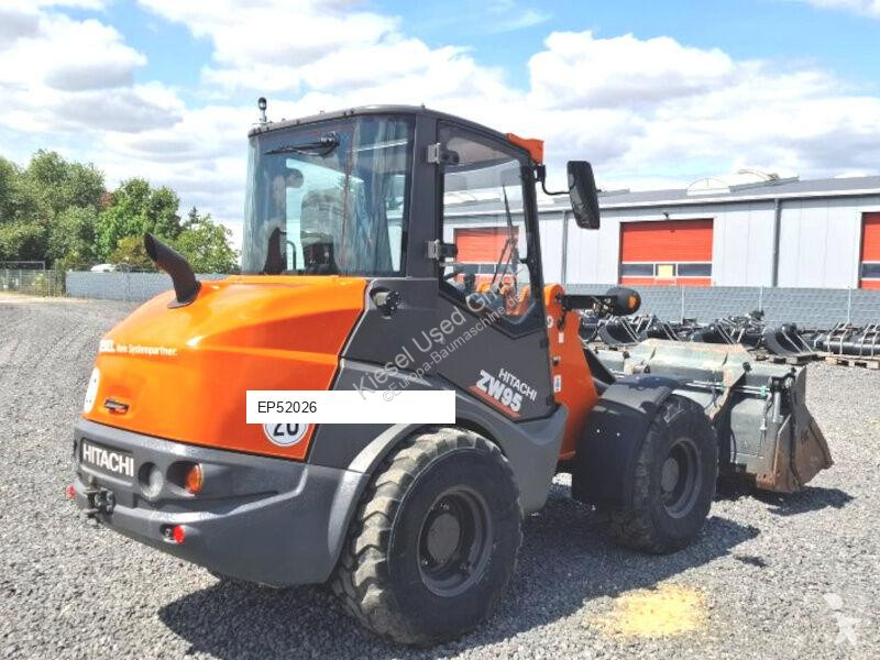 Pala cargadora Hitachi 6