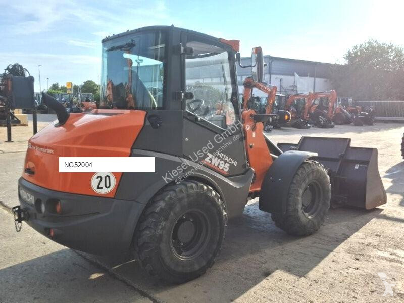 Pala cargadora Hitachi 6