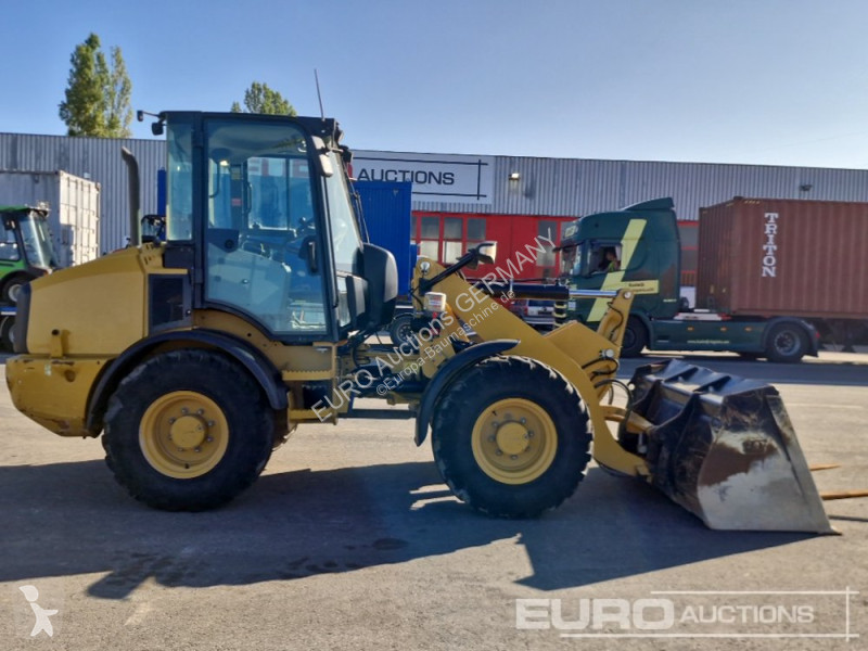 Chargeuse Caterpillar 908M